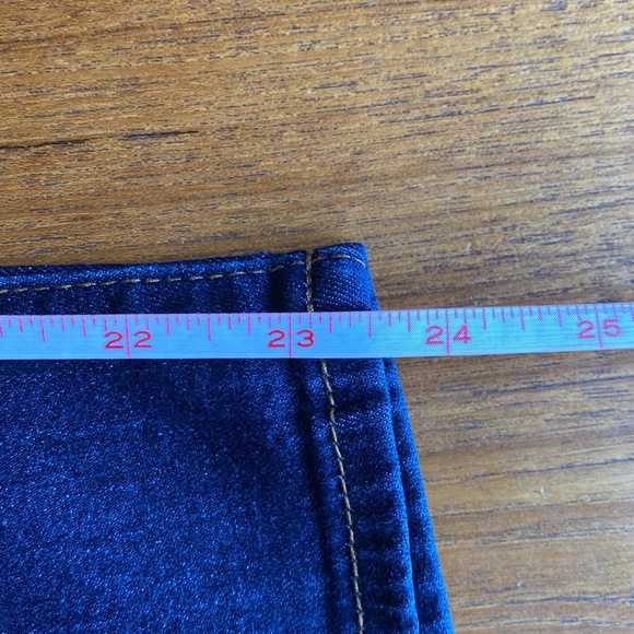 Kut From The Kloth Cropped Jeans - Picture 8 of 9